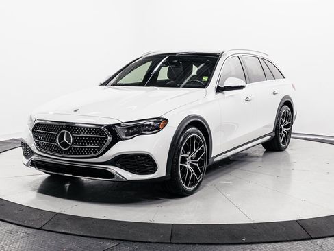 Used 2024 Mercedes-Benz E 450 4MATIC All-Terrain Wagon w/ Multicontour Seating Package image 3