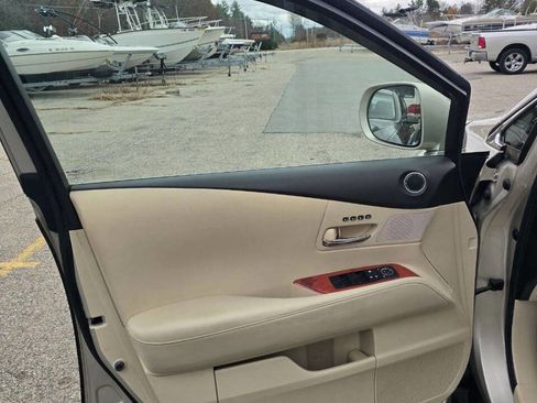 Used 2011 Lexus RX 350 AWD image 16