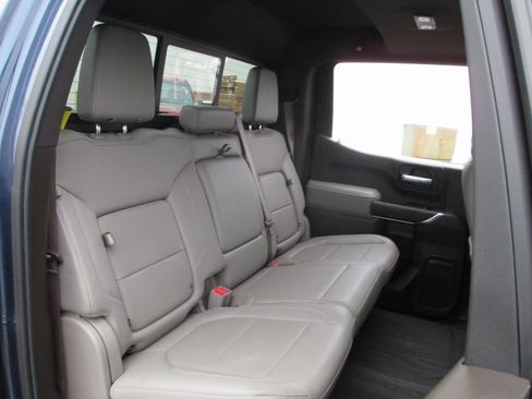 Used 2021 GMC Sierra 1500 SLT image 23