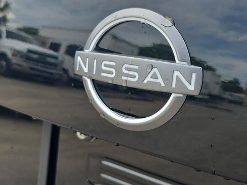Used 2025 Nissan Sentra SV FWD image 9