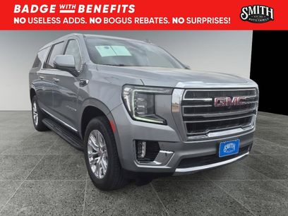 Used 2023 GMC Yukon XL SLT w/ SLT Premium Package