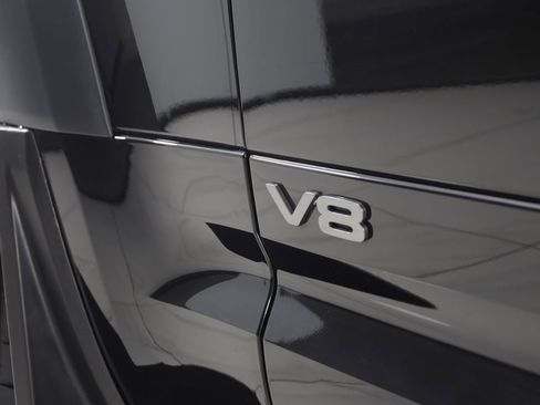 Used 2023 Land Rover Defender 110 V8 image 24