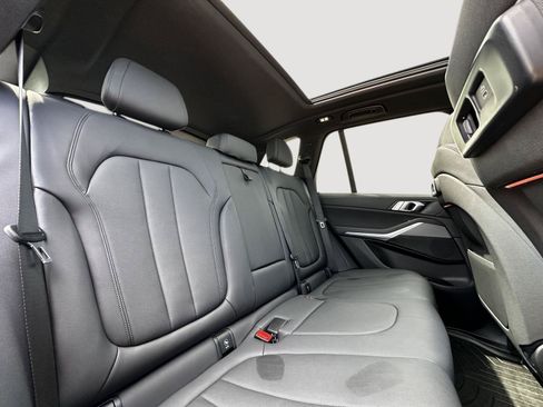 Used 2019 BMW X5 xDrive40i w/ Convenience Package AWD/4WD image 26