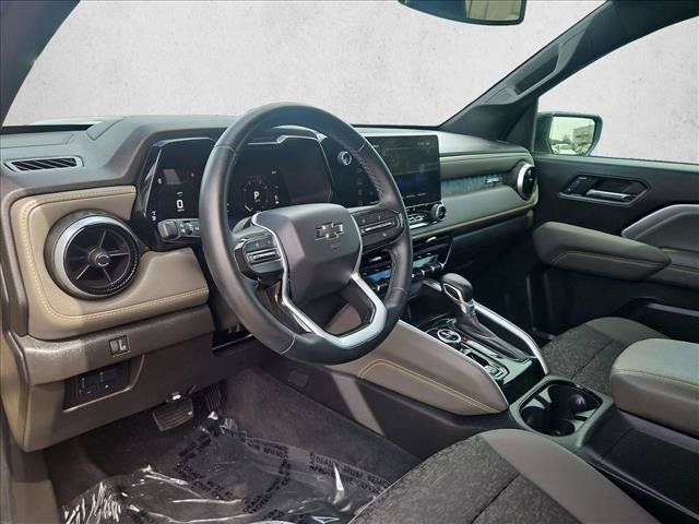 Used 2024 Chevrolet Colorado ZR2 w/ Technology Package AWD/4WD image 10