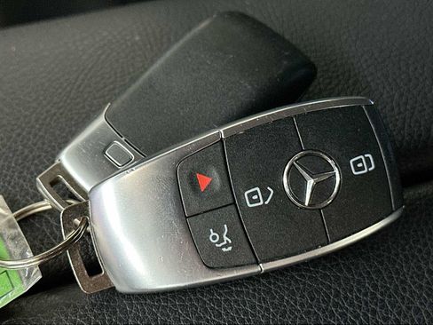 Used 2024 Mercedes-Benz GLE 350 4MATIC image 28