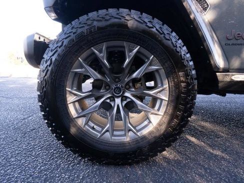 Used 2023 Jeep Gladiator Rubicon w/ LED Lighting Group image 41