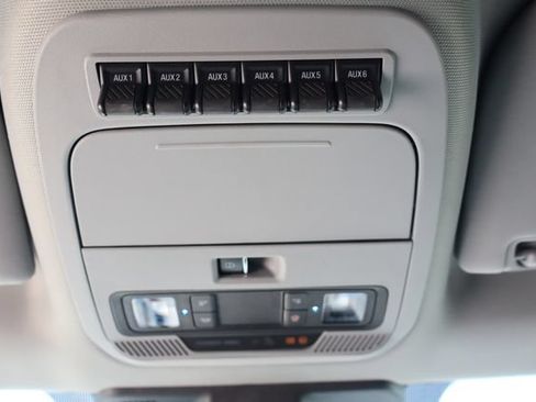 Used 2023 Ford F250 XLT w/ FX4 Off-Road Package AWD/4WD image 44