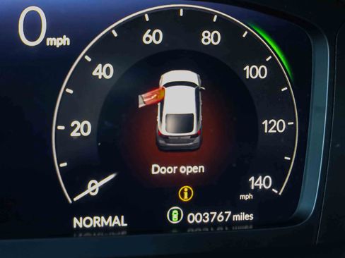 Used 2025 Honda Civic Sport Touring image 8