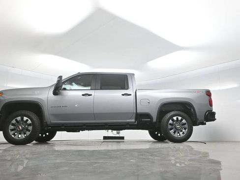 Used 2025 Chevrolet Silverado 2500 Custom w/ Custom Convenience Package AWD/4WD image 67