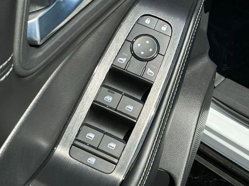 Used 2024 Nissan Rogue SV w/ SV Premium Package image 12