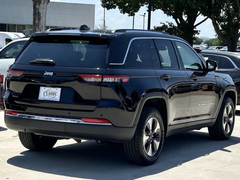 Used 2024 Jeep Grand Cherokee Limited 4xe AWD/4WD image 4