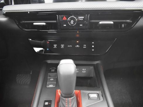 New 2026 Nissan Kicks SR w/ Illumination Package AWD/4WD image 11