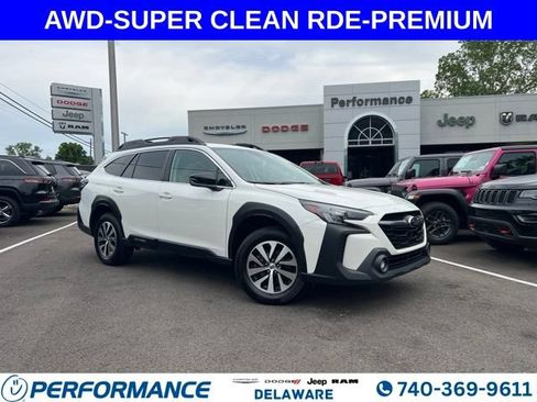 Used 2023 Subaru Outback Premium AWD/4WD image 1