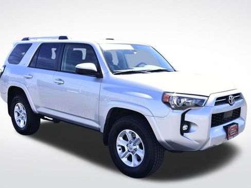 Certified 2024 Toyota 4Runner SR5 AWD/4WD image 6