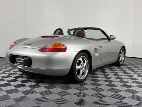 Used 1997 Porsche Boxster RWD image 9