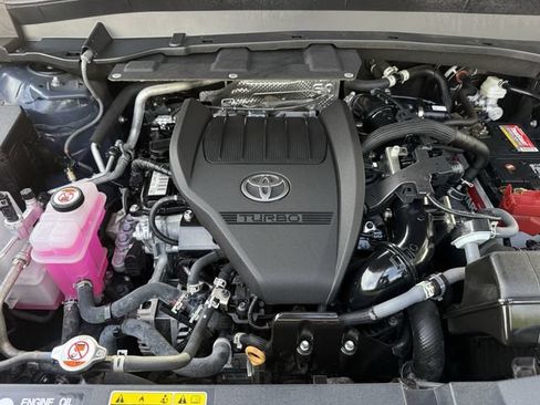 Used 2024 Toyota Grand Highlander FWD image 36
