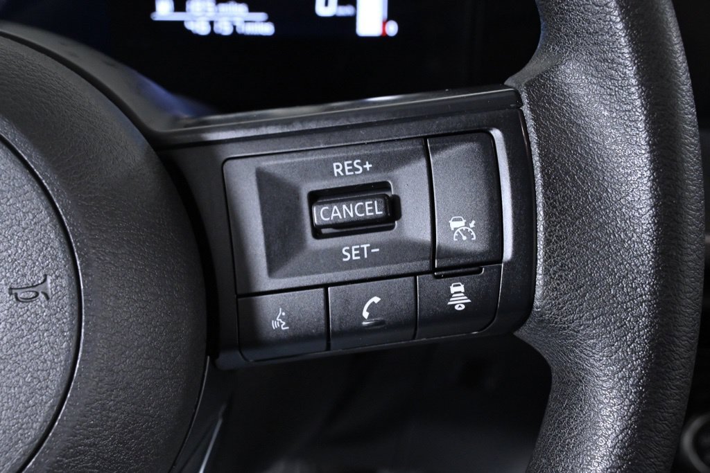 Certified 2025 Nissan Kicks SV AWD/4WD image 12