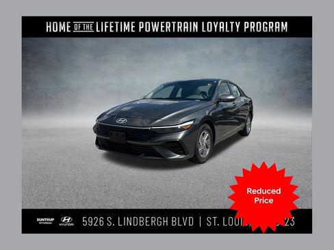 Used 2026 Hyundai Elantra SE FWD image 1