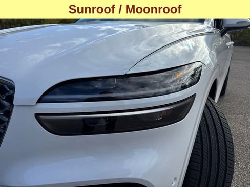 Used 2025 Genesis GV70 2.5T Sport Prestige w/ Sport Prestige Package image 5