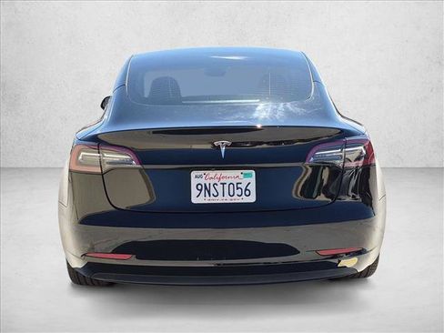 Used 2022 Tesla Model 3 RWD image 6