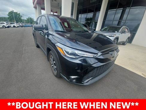 Used 2023 Toyota Corolla Cross AWD Hybrid image 3