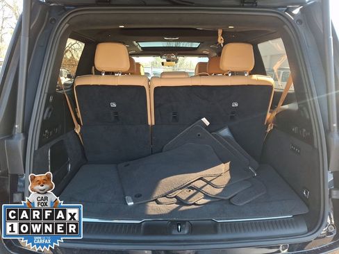 Used 2022 Jeep Grand Wagoneer Series III w/ HD Trailer Tow Package image 30