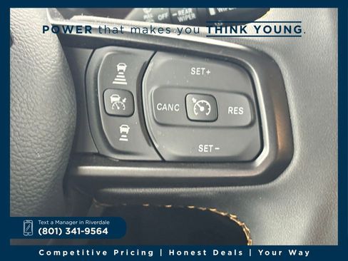 Used 2024 Jeep Wrangler Unlimited w/ LED Headlamp & Fog Lamp Group image 21