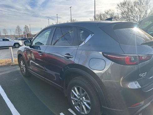 Used 2023 MAZDA CX-5 AWD 2.5 S w/ Preferred Package image 3