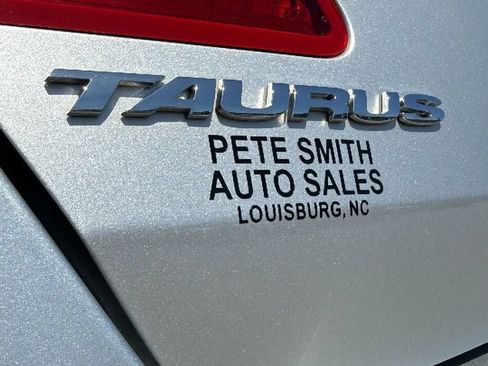 Used 2018 Ford Taurus SEL w/ Equipment Group 201A AWD/4WD image 35