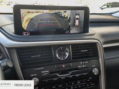 Used 2021 Lexus RX 350L Premium w/ Premium Package image 25