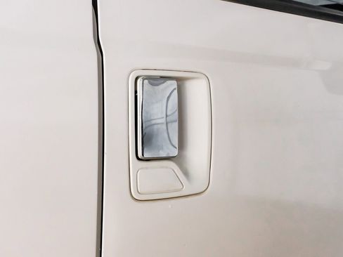 Used 2016 Ford F250 Lariat w/ Lariat Interior Package image 41