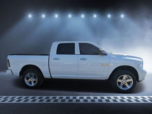 Used 2018 RAM 1500 Express w/ Express Value Package image 2