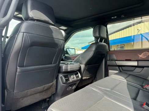 Used 2021 Ford F150 Lariat w/ Max Trailer Tow Package image 11