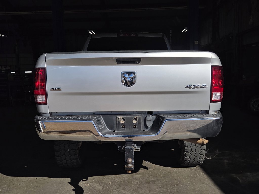 Used 2017 RAM 2500 SLT AWD/4WD image 8