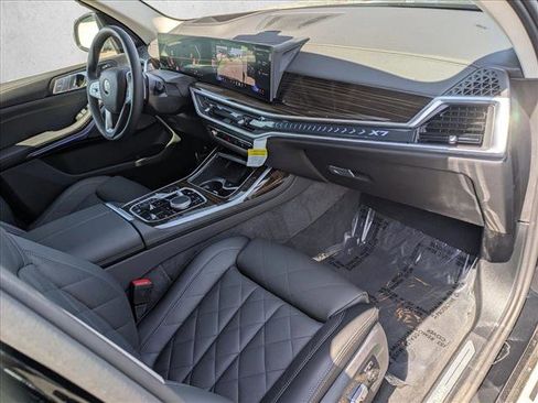 Used 2026 BMW X7 xDrive40i AWD/4WD image 21
