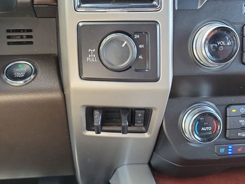 Used 2019 Ford F250 King Ranch w/ King Ranch Ultimate Package image 22