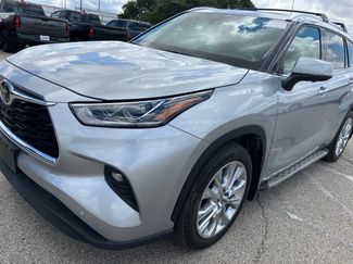 Used 2024 Toyota Highlander Limited FWD video 1