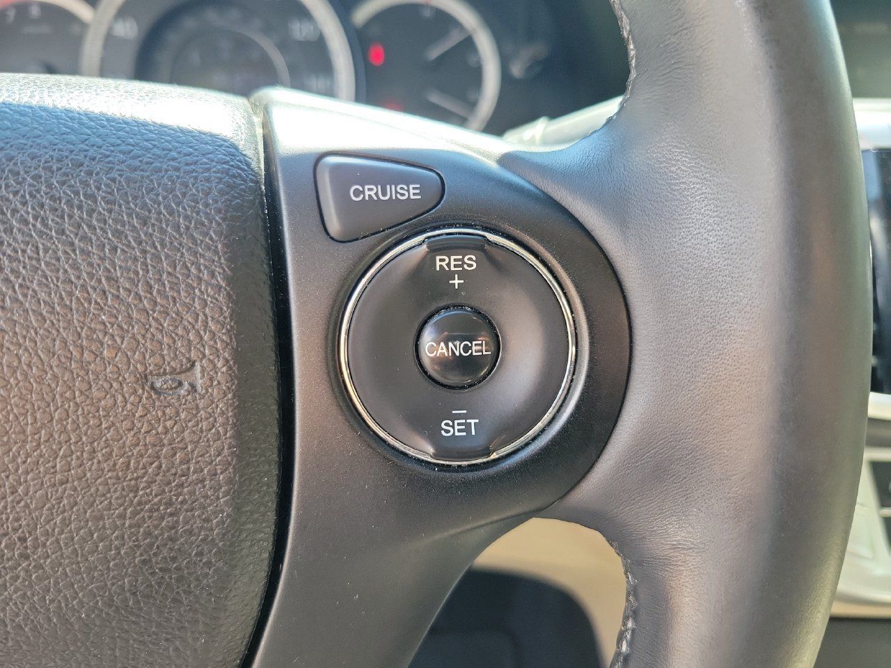 Used 2015 Honda Accord EX-L image 19