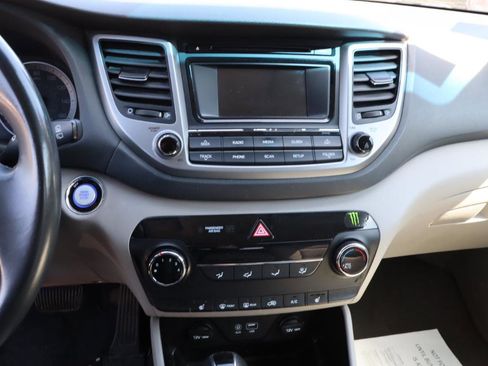 Used 2017 Hyundai Tucson Sport AWD/4WD image 7