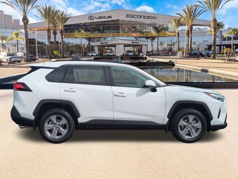 Used 2024 Toyota RAV4 XLE FWD image 4