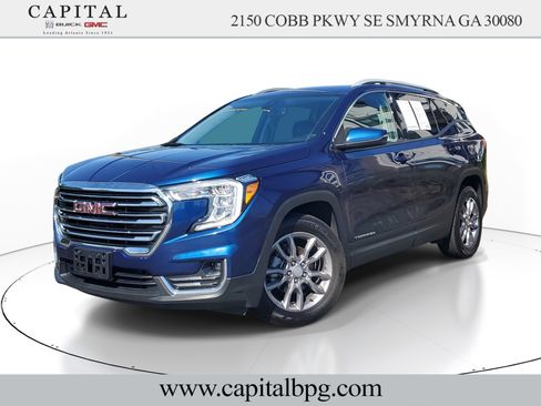 Used 2023 GMC Terrain SLT image 1