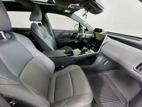 Used 2024 Toyota bZ4X XLE image 30