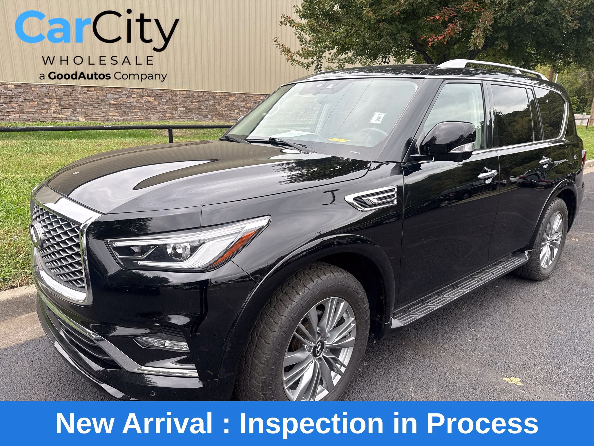 Used 2021 INFINITI QX80 Luxe AWD/4WD image 1