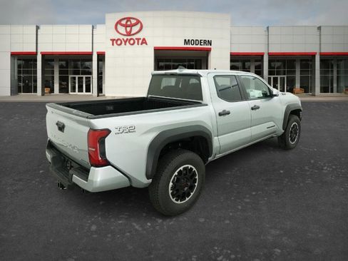New 2026 Toyota Tacoma TRD Off-Road AWD/4WD image 22