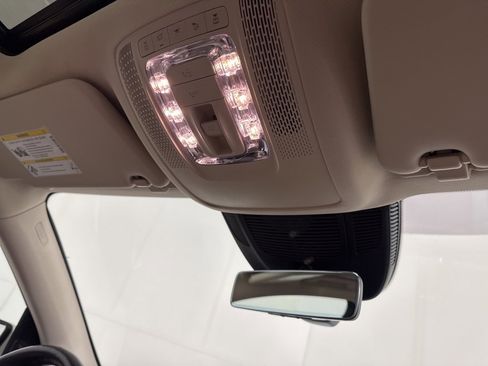 Used 2022 Mercedes-Benz GLE 450 4MATIC image 11