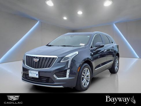 Certified 2023 Cadillac XT5 Premium Luxury FWD image 1