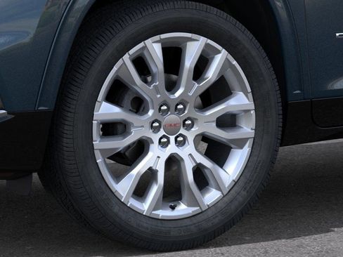 New 2026 GMC Acadia Denali AWD/4WD image 9