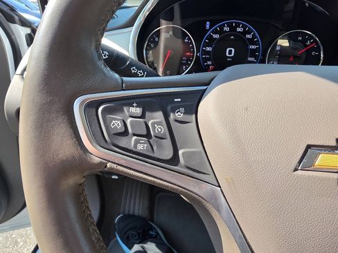 Used 2022 Chevrolet Malibu Premier FWD image 17