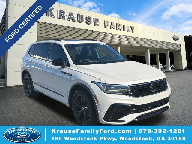 Used 2023 Volkswagen Tiguan SE R-Line FWD image 1
