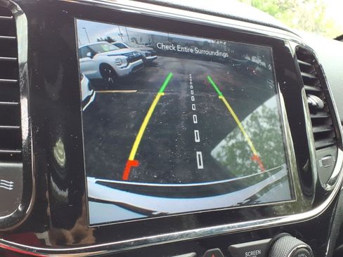 Used 2022 Jeep Grand Cherokee Limited image 14